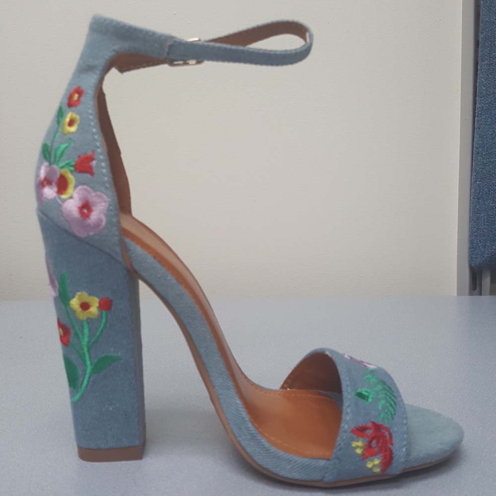 Lulu’s denim Embroidered Summer heel sandals